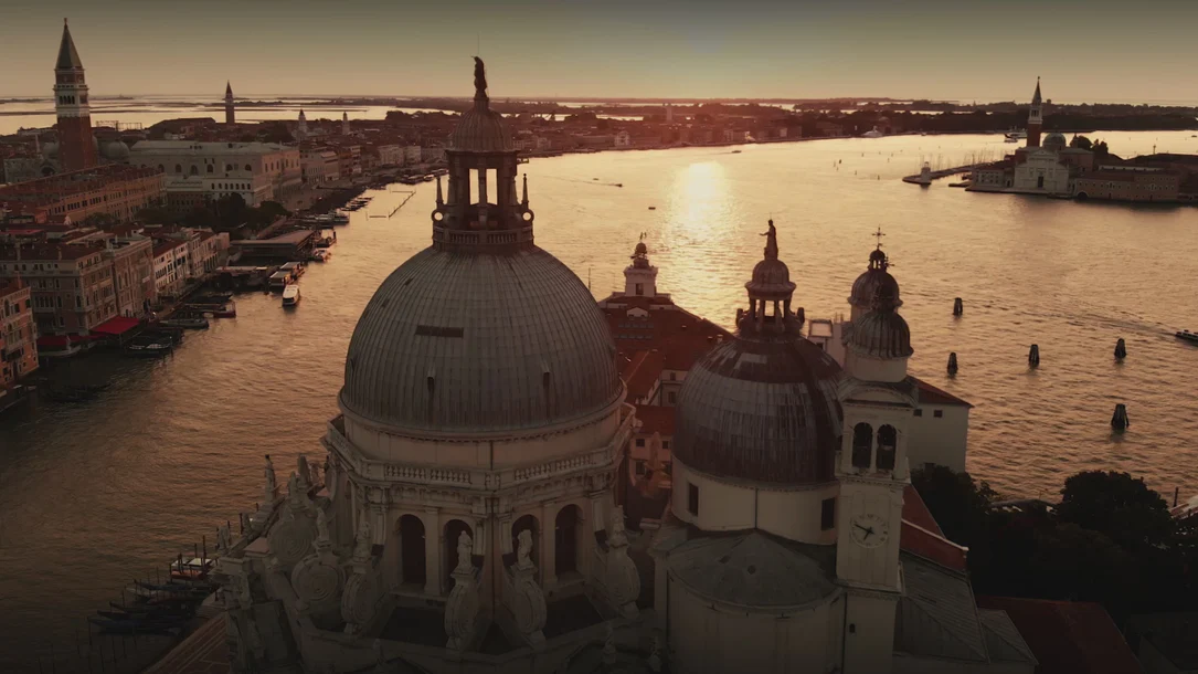 Timeless Italian Artistry in Gold